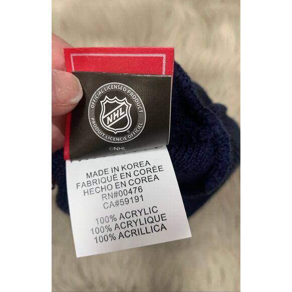 Nashville Predators Unisex Beanie - Picture 4 of 6